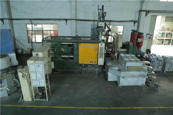 壓鑄機(jī)630T